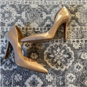 Jessica Simpson Glossy Tan Heels